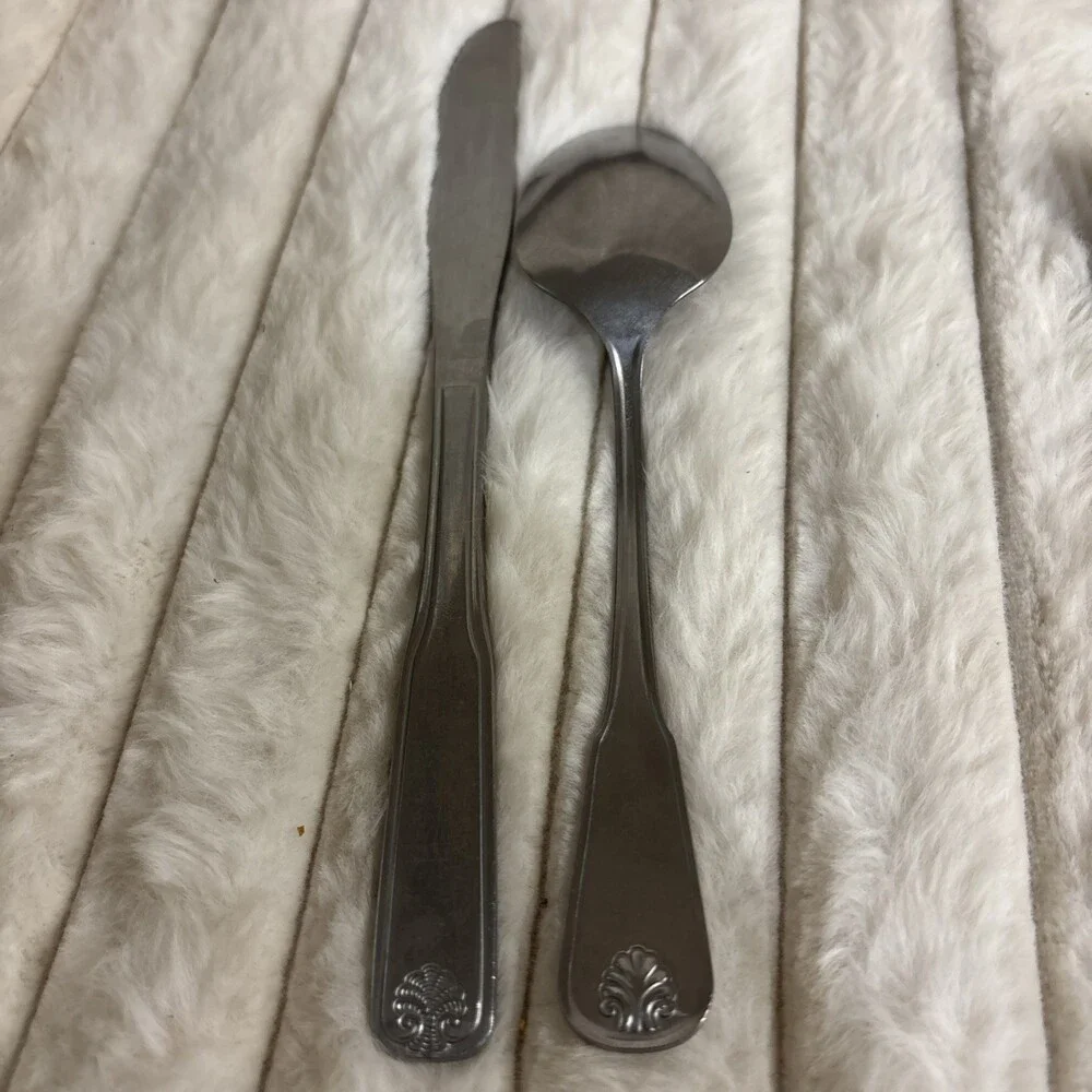 2 Pc Lot Vintage Oneidacraft Deluxe Stainless Chateau Flatware - Knife Spoon